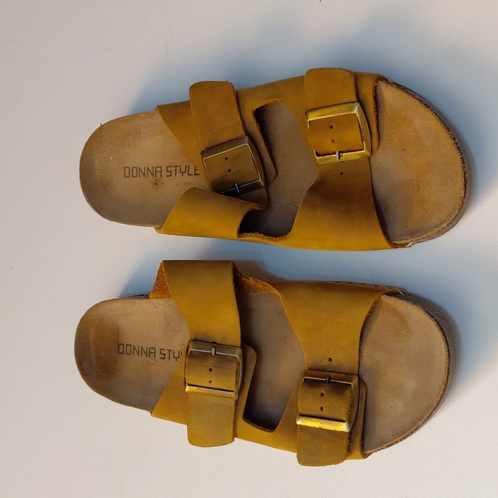 DONNA STYLE Women's Leather Double Strap Tan  Sandals - 40